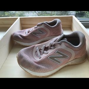 New Balance Sneakers size 9